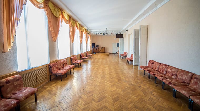 Танцевальный зал в корпусе №1 санатория Нарзан Кисловодск