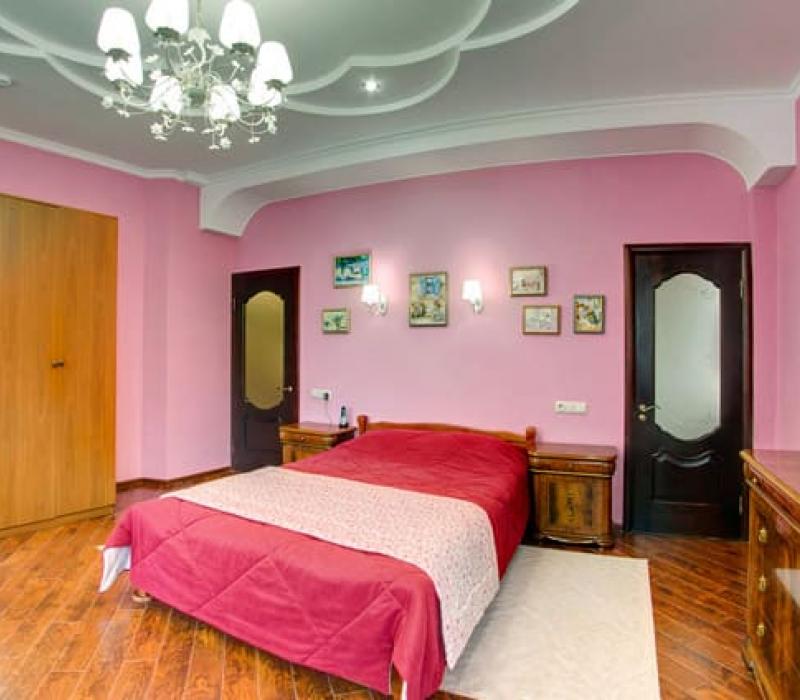 Спальня в номере 2 местный 3 комнатный Сюит, Корпус 1 санатория Горького в Кисловодске