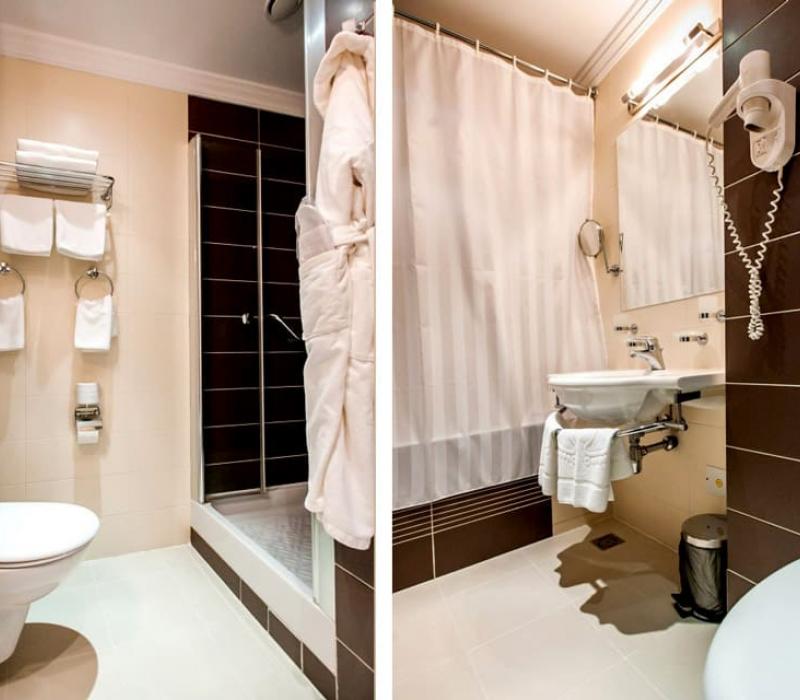 Ванная комната в 2 местном 1 комнатном Стандарте санатория Заря Кисловодска