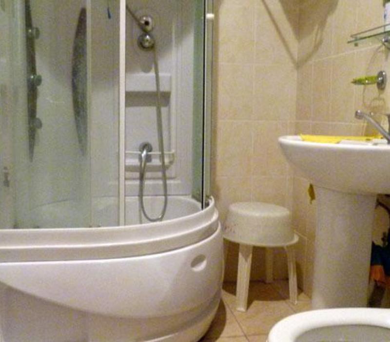 Ванная комната в 2 местном 2 комнатном Люксе, Корпус №1 «Центральный» в санатории Нарзан Кисловодска