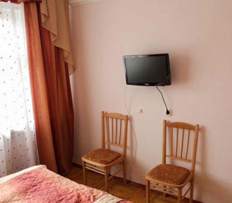 Спальня в 2 местном 2 комнатном 1 категории Дабл, Корпус 2 санатория Москва в Кисловодске