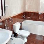 Ванная комната в 2 местном 2 комнатном Люксе санатория Центросоюз в Кисловодске