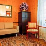 Оснащение гостиной в 2 местном 2 комнатном Стандарте семейный санатория Вилла Арнест в Кисловодске